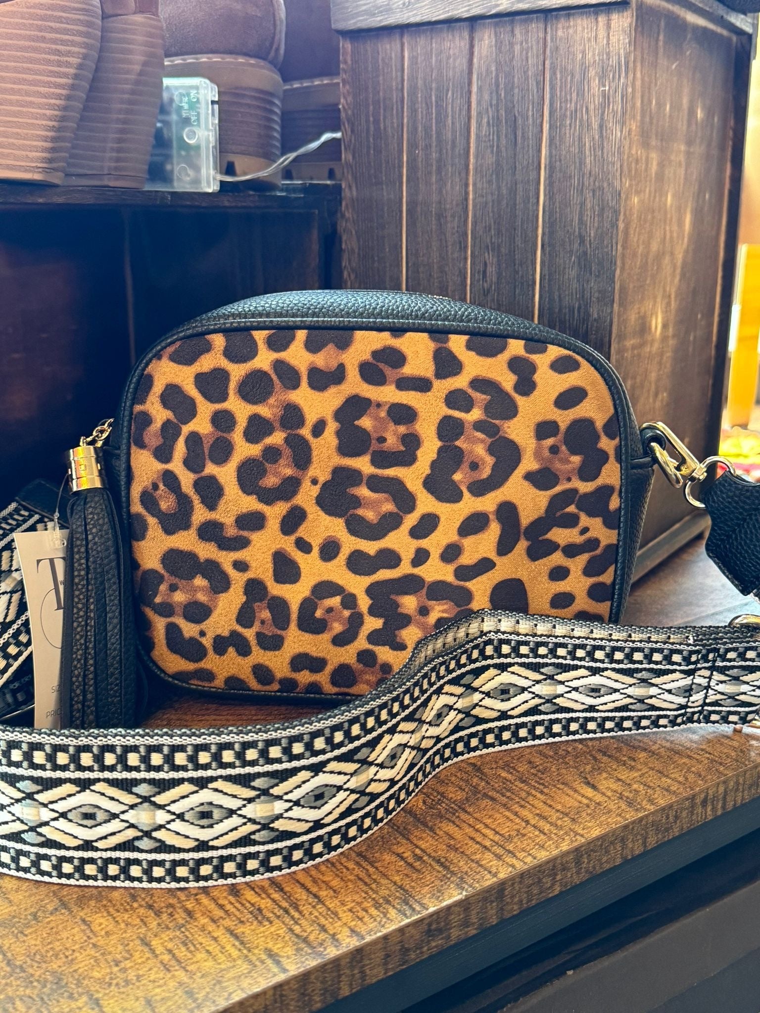 Aria taupe animal print camera bag Twist The Trend